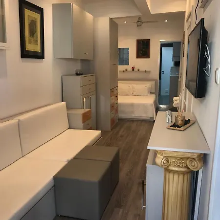 Mycasa Πανσιόν